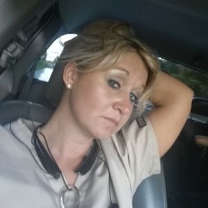 Meet your Posher, Carla